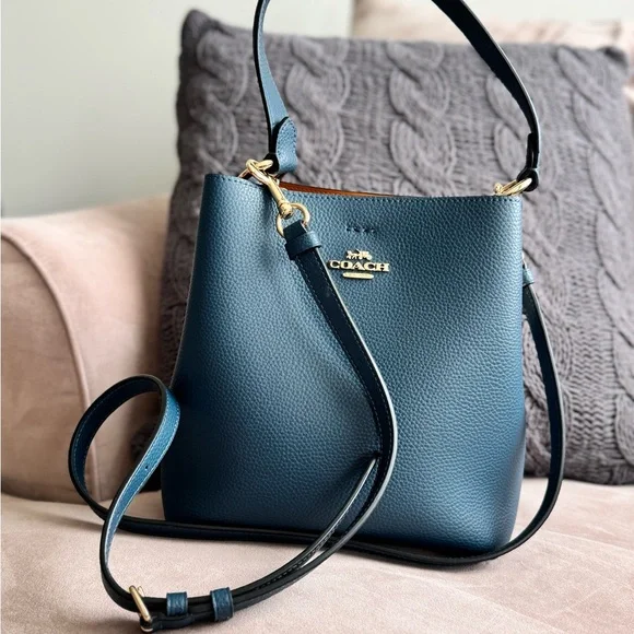 Coach Small Town Bucket Bag peacock teal gold crossbody or handheld bag purse - Picture 4 of 11